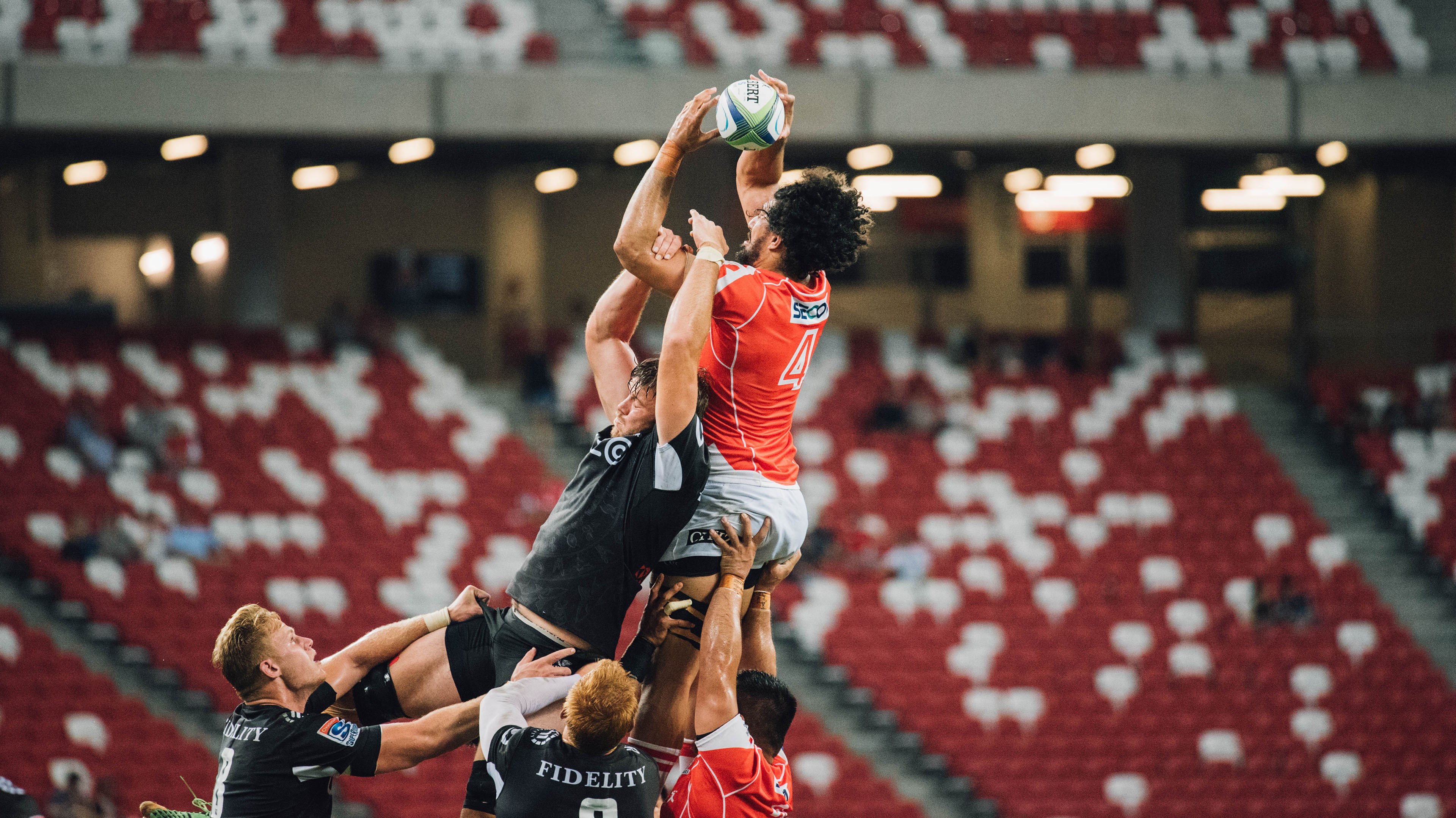 kaiyun 开云体育-“高新体育中心武术赛:选手瞬间爆发,精彩技巧瞬间击倒对手”